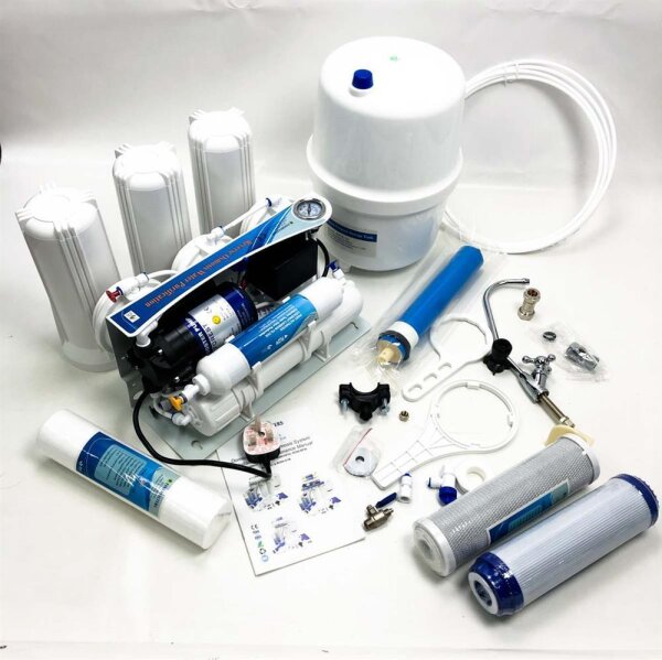 Finer filter reversal osmosis under the sink drinking water filter system (50GPD) for the household, removes up to 99% of the contaminants (5-stage with a membrane pressure pump) (UK Stecker))