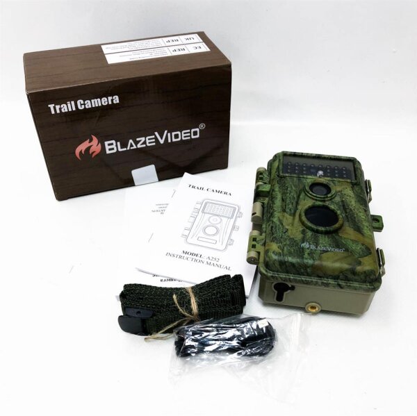 Blazevideo 24MP Wild camera Night vision camera Wildlife camera with 1296p H.264 MPV Video, Movement detector Night vision, IP66 waterproof and 2.4 "screen green