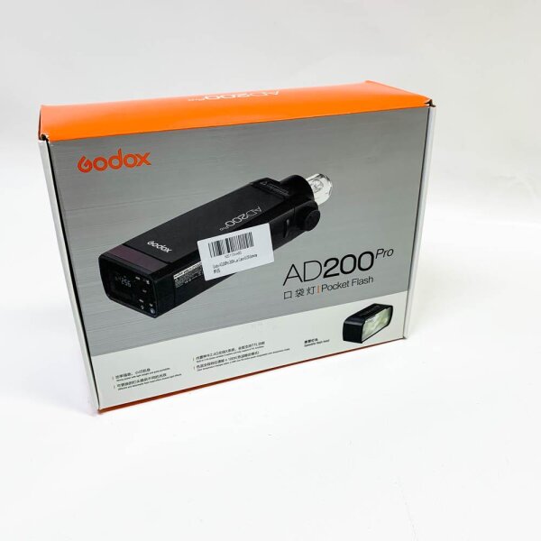 Godox AD200Pro 200ws TTL 2.4G 1/8000 HSS Outdoor flash light with 2900mAh battery 0.01-1.8S Recycling