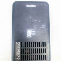 Godox LEDM150 Handy-Videoleuchte mit weicher und gleichmäßiger Beleuchtung für Videoaufnahmen oder Produktaufnahmen keine OVP mit kratzern