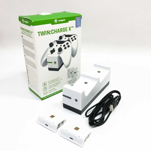 SnakeByte Xbox One Twin: Charge X - White - charger/charging station for Xbox One S/Xbox One X/Xbox One Elite Controller/Gamepads, 2 battery rechargeable 800mAh, Dual Channel Charge, LED charging status display