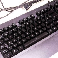 Logitech G213 Gaming Keyboard Prodigy, RGB Hinterleuchtung LIGHTSYNC, spritzwassergeschützt, Steuerelemente Benutzerdefinierte Multimedia, Layout QWERTY Spanisch, Schwarz