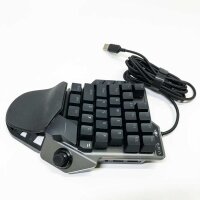 Spirit Of Gamer - Xpert G900 Converter - Pack 3 in 1 RGB-Tastatur + Maus + Mauspad für PS4-, XBOX ONE und PC-Konsolen - Opto-mechanische Tastatur Einhandschalter rot - Maus 7 Tasten 3200 DPI