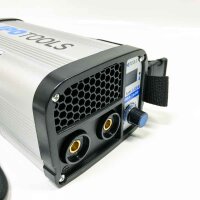 IPOTOOLS MMA-160R Elektroden Schweißgerät - IGBT Inverter Schweissgerät MMA/E-Hand mit 160 Amper/Digitale LCD Anzeige / 230V / Anti-Stick/Hot-Start/Arc-Force/Schutzschild / 7 Jahre Garantie