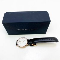 Daniel Wellington Classic Uhr mit kleinen Gebrauchspuren, 36 mm doppelt beschichteter Edelstahl (316L) Roségold