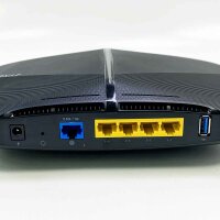 Zyxel Armor G1 Multi-Gigabit AC2600 WLAN router-cover for a large home area. 1 x 2.5 GBit/s WAN-Port, 4 x gigabit Ethernet ports, 1x USB3.0 port. OpenVPN and WPA3 [NBG6818]