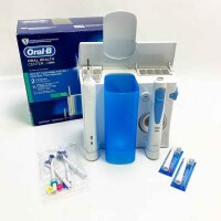 Oral-B Pro 900 + Oxyjet-Reinigungssystem im Set, Elektrische Zahnbürste, wiederaufladbar mit Munddusche, 1 Oxyjet-Reinigungssystem, 1 elektrische Zahnbürste, 4 Oxyjet-Ersatzdüsen, 2 Aufsteckbürsten