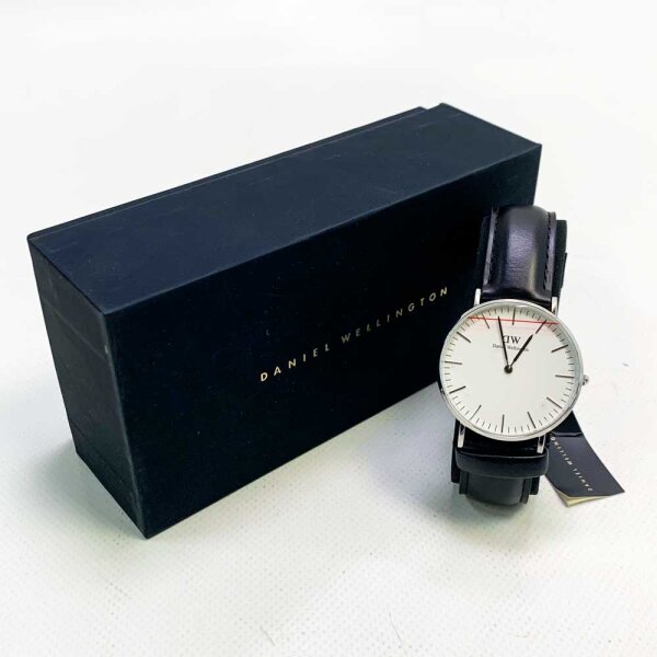 Daniel Wellington Classic Uhr 36mm Edelstahl (316L) Silber