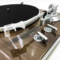Plattenspieler mit Riemenantrieb Bluetooth Vinyl-Schallplattenspieler 2 Geschwindigkeiten 33 oder 45 U/min mit Phono Vorverstärker Magnetkartusche und Gegengewicht Drahtlose Ausgangskonnektivität