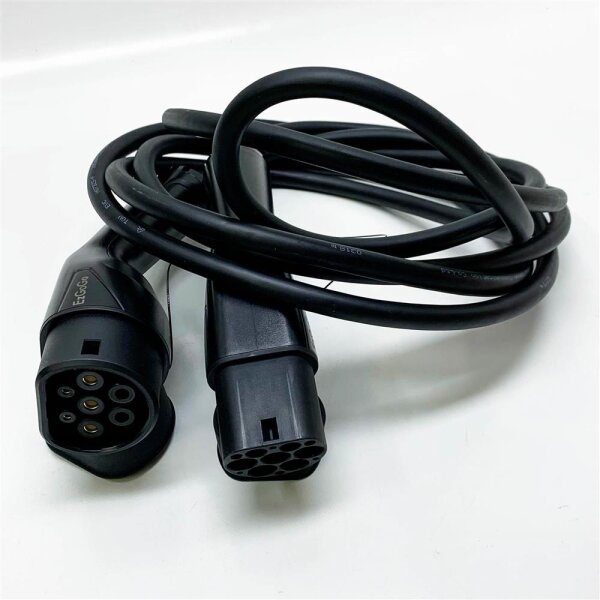 EzGoGo Type 2 charging cable, 7.2 kW / 32A / 1-phase / 5 meters / Mode 3, Type 2 to Type 2 EV charging cable for electric car with carrying bag and microfiber cloth