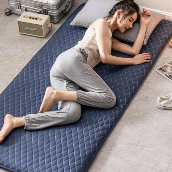 Japanische Futon Matratze 100x200cm Schlafpad faltbar, rutschfest, antibakteriell, ideal für Camping, Doppel- und Einzelbetten