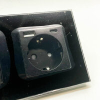 PANGTZEEN Schuko socket 3-way, USB A + Type C, tempered...