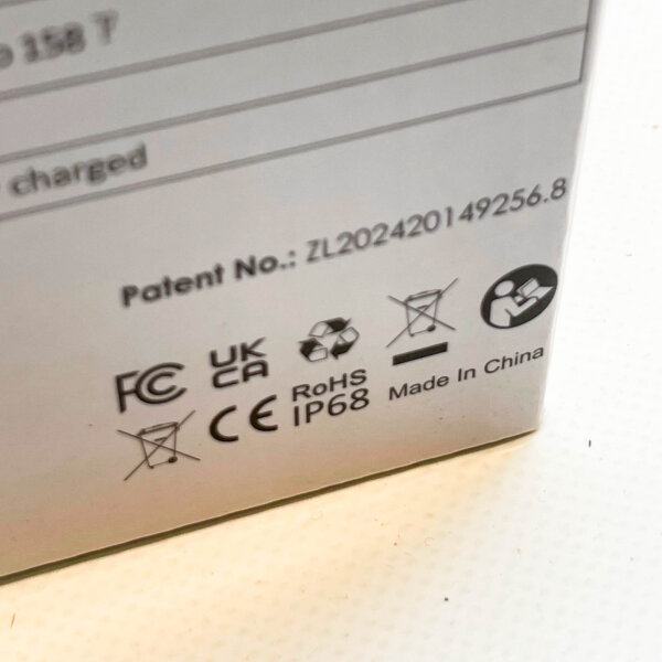 DeeprBlu 2025 Poolthermometer | Funk, Solar, LED-Lichtshow, duales Display, 200m Reichweite, schwimmend für Pools & Spas.