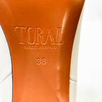 Toral leather boots, size 38, womens boots, elegant design, high-quality leather, comfortable fit, ideal for everyday wear and special occasions.
