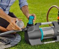 GARDENA Gartenpumpe 6300 SilentComfort, Bluetooth®, 6300 l/h, 1050 W, geräuscharm, ideal für leisen Betrieb.