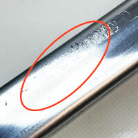 BOSCH telescopic pull-out HEZ438201, accessory for ovens, with scratches, ideal for easy handling and safe access.