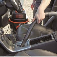 BLACK+DECKER BXVC20XTE wet/dry vacuum cleaner, 1400 W, 20 L, integrated socket for power tools, versatile.