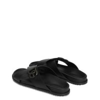 Dolce & Gabbana sandals 42, black leather, elegant design, high-quality workmanship, ideal for stylish occasions.