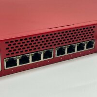 WatchGuard Firebox M4600, high-availability device, 8x 1 GbE RJ45, 2x expansion slots, powerful network security.