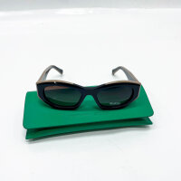 Visionario LUCIA 01, sunglasses, green with case, stylish design, UV protection, lightweight and comfortable.