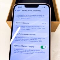 Apple iPhone 13, 128GB, Rose, Akku 97%, Apple Garantie: Abgelaufen, Inkl. USB Ladekabel