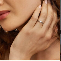 Diamond engagement ring, white gold, classic, sparkling...