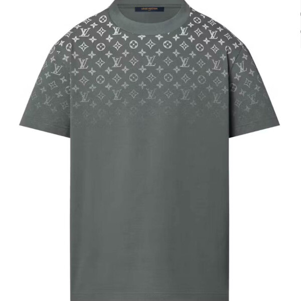 Louis Vuitton T-shirt, size S, cotton, color gradient volcanic ash grey, casual style, high-quality workmanship, comfortable.