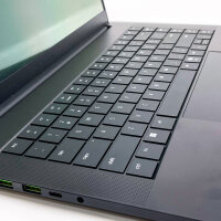 Razer Blade 16, K6NM4410, Gaming Laptop, AMD Ryzen AI 9...