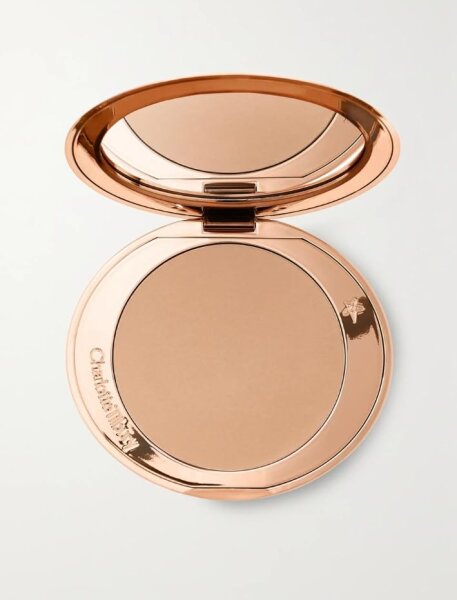 Charlotte Tilbury AIRBRUSH BRONZER, Matte Bronzer, 16 g, for all skin types, BELLA by Cloud.Sales Cosmetics.