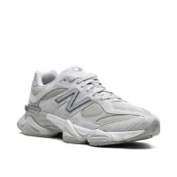 New Balance 9060, EUR 43, Sneakers, Silver Metallic Grey,...