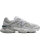 New Balance 9060, EUR 43, Sneaker, Silber Metallic Grau, sportlich, bequem, modisch, ideal für Alltag und Freizeit.