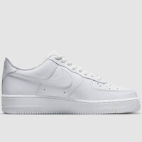 Nike Air Force 1 07, EUR 44, Sneakers, timeless design, cushioned sole, breathable upper, ideal for everyday wear.