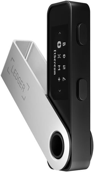 Ledger Nano S Plus, Hardware Wallet, Matte Black, secure storage of crypto, user-friendly, compact.