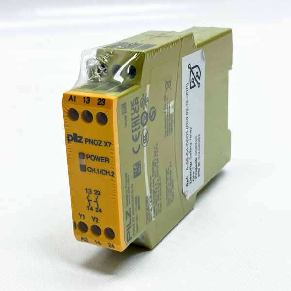 PILZ PNOZ X7, 774059, safety relay, 24VAC/DC, 2n/o, 3 VA, 1.5 W, 50/60 Hz, compact and reliable.
