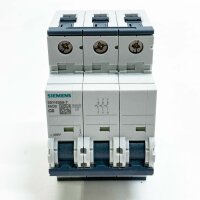 SIEMENS 5SY4306-7 miniature circuit breaker, 6 A, 230/400 V, for reliable protection of electrical lines.