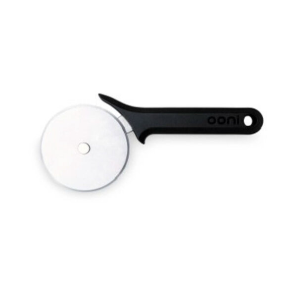 Ooni Pizzaschneider Profi-Roller, Edelstahl, präziser Schnitt, ergonomisch, ideal für Pizzen, kompakt, leicht zu reinigen.