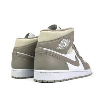 Nike Jordan 1 Mid Linen, EUR 43, Sneaker, Leder-Obermaterial, beige-weiße Farbkombi, Retro-Design, hoher Tragekomfort