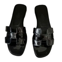 Hermes Oran slipper, patent leather, size 38, elegant...