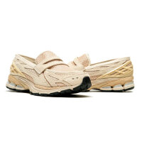 New Balance 1906L Mens Sneakers, Size 44, sporty running shoe, breathable, comfortable fit, modern look