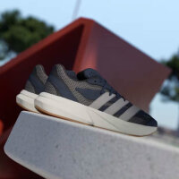 Adidas Lightblaze Sneaker, Gr. 44, blau, leichter Sportschuh, atmungsaktiv, modisches Design, bequeme Passform