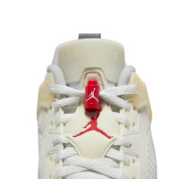 Jordan Spizike Low Sneaker, Gr. 39, sportlicher Freizeitschuh, Retro-Design, bequeme Passform, markanter Look