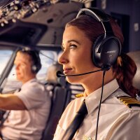 Bose A30, 857641-3120, Luftfahrt-Headset, Bluetooth, Dual-Stecker, ANR, geräuschunterdrückendes Mikrofon, leicht, komfortabel, schwarz