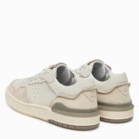 Clarks Courtlite 2 Lo mens sneakers, size 42, sporty and lightweight, comfortable fit, modern design