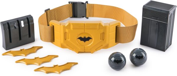 DC Comics Batman Gear-Up Belt, Superhero Accessories with Batarangs & Smoke Grenades, Role-Playing Toy for Children Ages 4 and Up