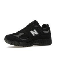New Balance 2002R, Sneaker, Schwarz/Silber, Gr. 39 ½, sportlich, bequeme Dämpfung, moderner Retro-Look