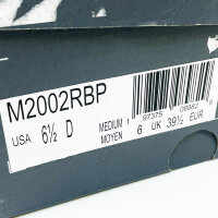 New Balance 2002R, Sneaker, Schwarz/Silber, Gr. 39 ½, sportlich, bequeme Dämpfung, moderner Retro-Look