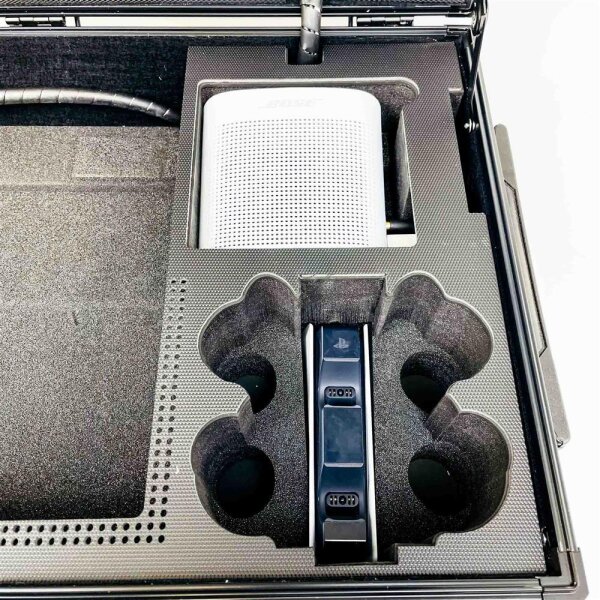 Airya Gaming-Koffer für PlayStation 5 mit integriertem 24,5 Zoll Predator XB3 Monitor, robust & transportabel, Plug&Play