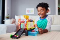 Mattel JBM70 Disney Pixar Cars Autowaschanlagen-Spielset für Rennwagen – Lightning McQueen mit Farbwechseleffekt, ca. 50 cm, kombinierbar