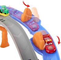 Mattel Disney Pixar Cars Rennspielset JFL57 – Lightning McQueen, Chick Hicks, 2 Boxencrew-Fahrzeuge, 2 Rennmodi, Rettungsweg-Rennstrecke