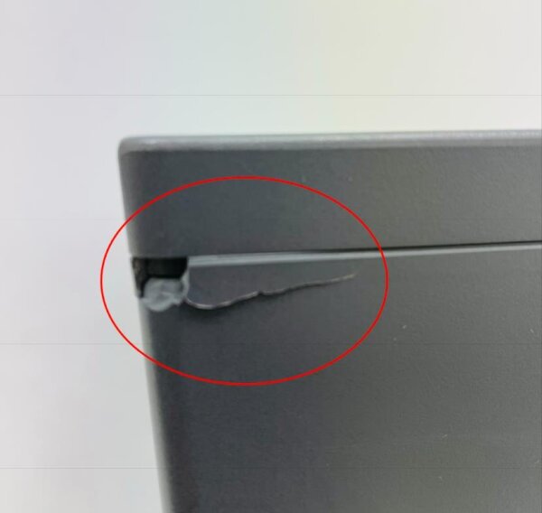 Zendure AIO 2400, 2,4 kWh Niedervolt‑Batterie für Balkonkraftwerke — leichte Gebrauchsspuren, ohne Standfuß